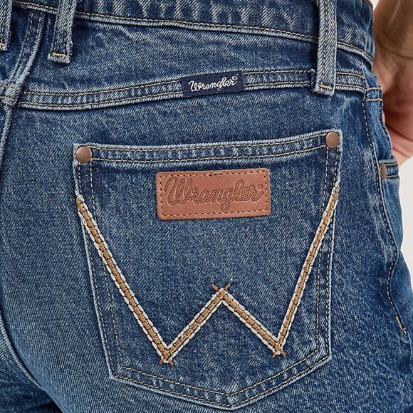 Wrangler Retro Mae Mid Rise Bootcut Jean - Picture 8 of 8